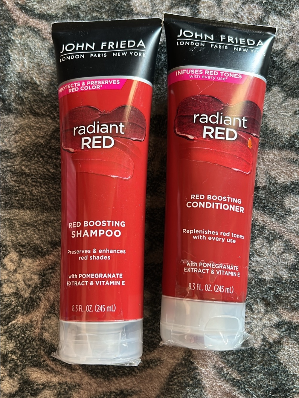 John Frieda Radiant Red Red-Boosting Shampoo (Red)